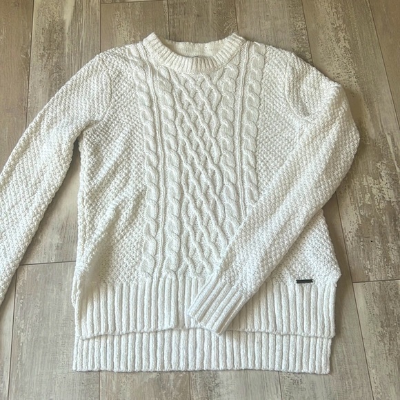Abercrombie & Finch White Knitted Sweater - Picture 1 of 4